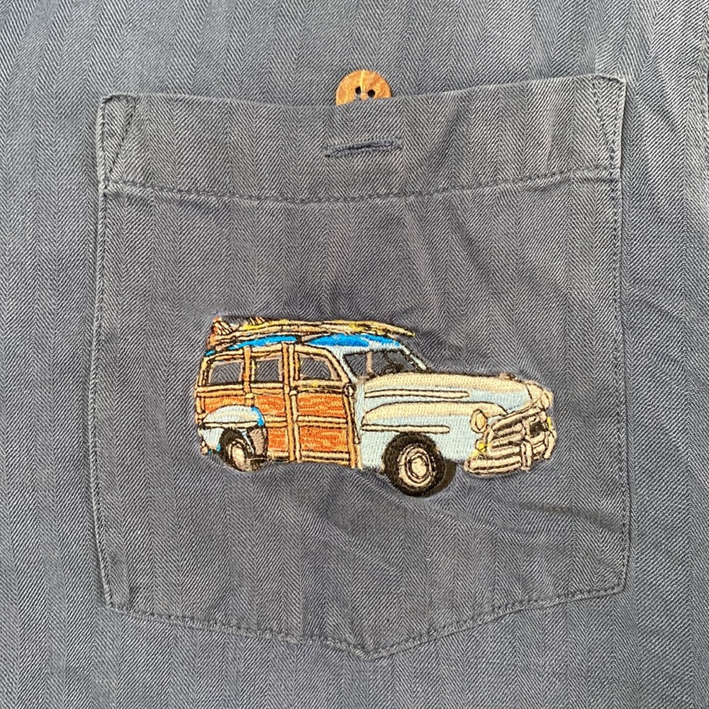 Go Barefoot - Casula Button Down Tee - image 2